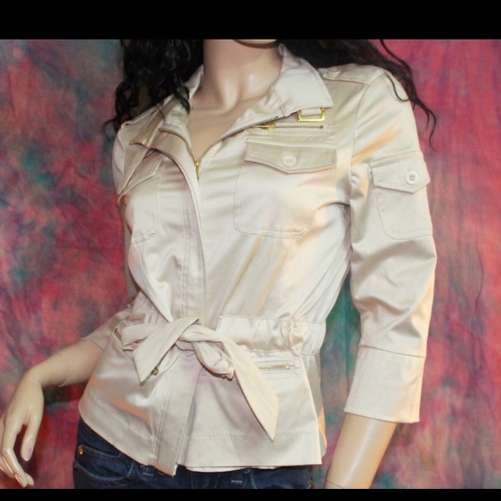 2B TAN IVORY BEIGE PEPLUM 3/4 SLEEVE JACKET